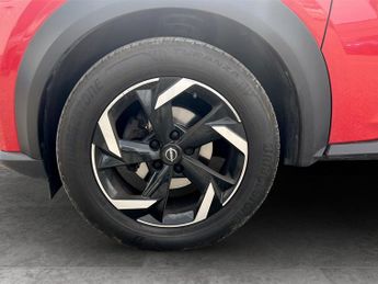 Nissan Juke 1.0 DiG-T 114 N-Connecta 5dr DCT