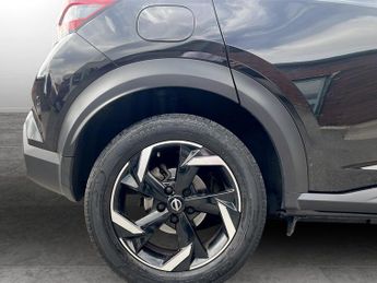 Nissan Juke 1.0 DiG-T N-Connecta 5dr DCT