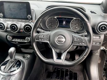 Nissan Juke 1.0 DiG-T N-Connecta 5dr DCT
