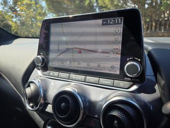 Nissan Juke 1.6 Hybrid N-Connecta 5dr Auto