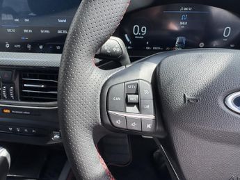 Ford Focus 1.0 EcoBoost Hybrid mHEV 155 ST-Line X 5dr Auto