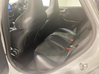 Ford Puma 1.0 Turbo EcoBoost (170PS) mHEV Automatic ST 5dr**PANORAMIC ROOF