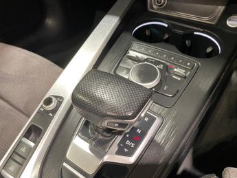 Audi A5 2.0 TDi (190PS) S Line S Tronic Automatic 2dr Cabriolet.