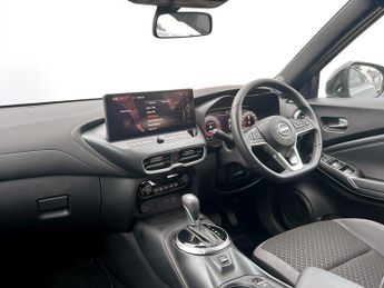 Nissan Juke 1.0 DiG-T N-Connecta 5dr DCT