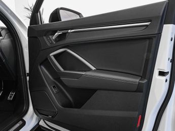 Audi Q3 40 TDI 200 Quattro Black Edition 5dr S Tronic