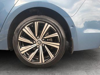 Toyota Corolla 1.8 VVT-i Hybrid Design 5dr CVT
