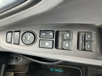 Hyundai Ioniq 1.6 GDi Hybrid Premium 5dr DCT