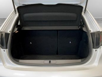 Peugeot 208 1.2 PureTech 100 Allure Premium + 5dr EAT8