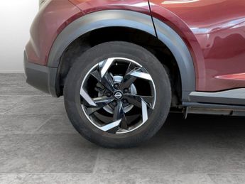 Nissan Juke 1.0 DiG-T 114 N-Connecta 5dr DCT