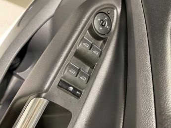 Ford Kuga 2.0 TDCi (150PS) 6 spd ST-Line 2WD 5dr.