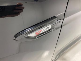 Ford Kuga 2.0 TDCi (150PS) 6 spd ST-Line 2WD 5dr.