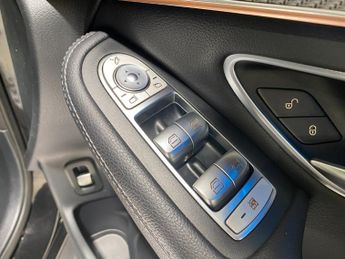 Mercedes-Benz EQC 80kWh (408PS) EV Automatic AMG Line 5dr.