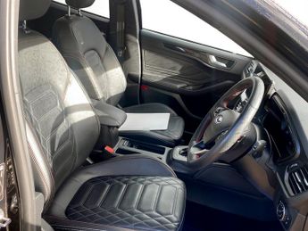Ford Focus 1.0 EcoBoost Hybrid mHEV 155 ST-Line Vign 5dr Auto