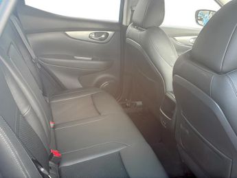 Nissan Qashqai 1.3 DiG-T 160 Tekna 5dr DCT