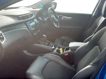 Nissan Qashqai 1.3 DiG-T 160 Tekna 5dr DCT