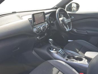 Nissan Juke 1.6 Hybrid N-Connecta 5dr Auto