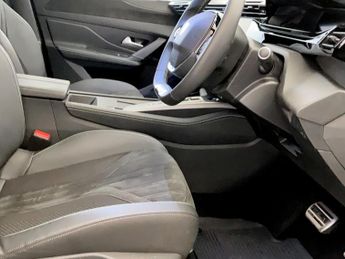 Peugeot 308 115kW GT 54kWh 5dr Auto