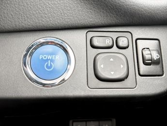 Toyota Yaris 1.5 Hybrid Excel 5dr CVT