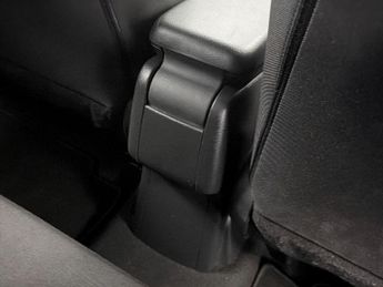 Toyota Yaris 1.5 Hybrid Icon 5dr CVT
