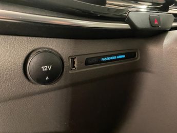 Ford Tourneo Custom 320 2.0 EcoBlue (130PS) Automatic L2 LWB TITANIUM 5dr***9 SEATER