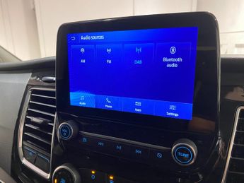 Ford Tourneo Custom 2.0 EcoBlue (130PS) Automatic L2 Titanium LWB 5dr**9 seater**