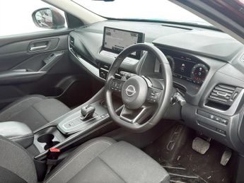 Nissan Qashqai 1.3 DiG-T MH 158 N-Connecta 5dr Xtronic