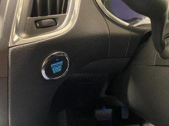 Ford Galaxy 2.5 FHEV (190PS) Automtaic Titanium 5dr**LUX Pack**