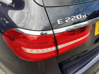 Mercedes-Benz E Class E220d AMG Line 5dr 9G-Tronic