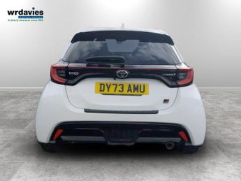 Toyota Yaris 1.5 Hybrid GR Sport 5dr CVT
