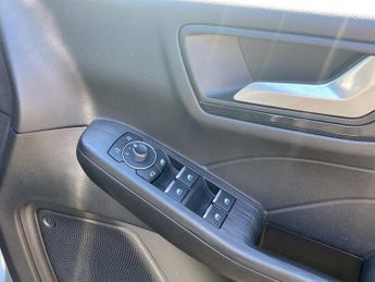 Ford Kuga 2.5 FHEV ST-Line X Edition 5dr CVT