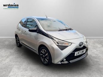 Toyota AYGO 1.0 VVT-i X-Trend TSS 5dr x-shift