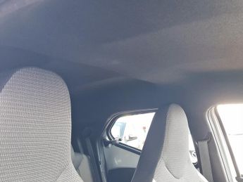 Toyota AYGO 1.0 VVT-i X-Trend TSS 5dr x-shift