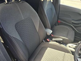 Ford Fiesta 1.0 EcoBoost Hybrid mHEV 125 Titanium 5dr Auto