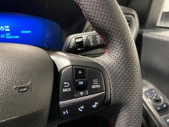 Ford Kuga 2.5 FHEV (190PS) ST-Line X Edition 5dr AUTOMATIC