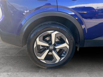 Nissan Qashqai 1.3 DiG-T MH 158 N-Connecta 5dr Xtronic