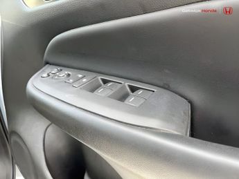 Honda Jazz 1.5 i-MMD Hybrid Advance 5dr eCVT
