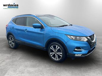 Nissan Qashqai 1.2 DiG-T N-Connecta 5dr - Sat Nav / Rev Camera / Glass Pan Roof