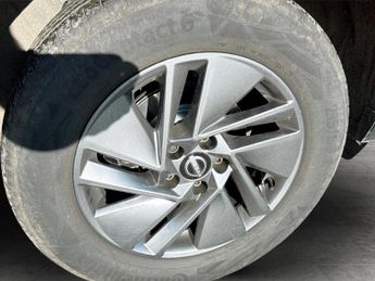 Nissan Qashqai 1.3 DiG-T MH 158 Acenta Premium 5dr Xtronic