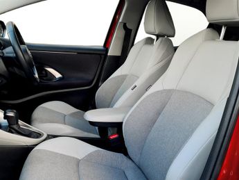 Toyota Yaris 1.5 Hybrid Excel 5dr CVT