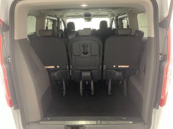 Ford Tourneo Custom 2.0 EcoBlue (130PS) Automatic L1 Titanium 5dr**8 seater**