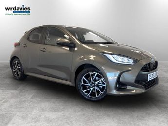 Toyota Yaris 1.5 Hybrid Design 5dr CVT