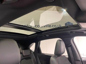 Ford Kuga 2.5 PHEV (225PS) Automatic ST-Line X Edition 5dr.