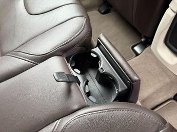 Volvo V40 1.5 T3 SE Hatchback 5dr Petrol Auto Euro 6 (s/s) (152 ps)