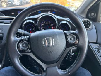 Honda Civic 1.8 i-VTEC SE Plus Hatchback 5dr Petrol Auto Euro 5 (142 ps)