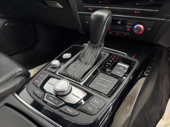 Audi A6 Avant 2.0 TDI ultra Black Edition S Tronic Euro 6 (s/s) 5dr