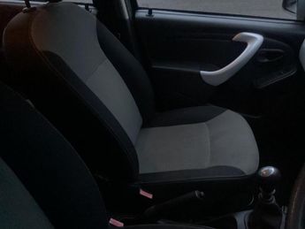 Dacia Duster 1.5 dCi Ambiance SUV 5dr Diesel Manual Euro 6 (s/s) (110 ps)