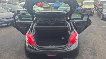 Peugeot 208 1.0 VTi Active Euro 5 5dr