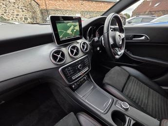 Mercedes-Benz CLA 2.1 CLA200d AMG Line Shooting Brake 5dr Diesel 7G-DCT Euro 6 (s/