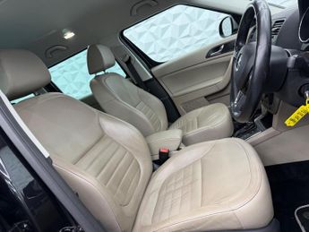 Skoda Yeti 2.0 TDI Elegance Outdoor DSG 4WD Euro 5 5dr