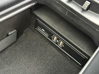 Mercedes-Benz C Class 4.0 C63 V8 BiTurbo AMG (Premium) SpdS MCT Euro 6 (s/s) 4dr